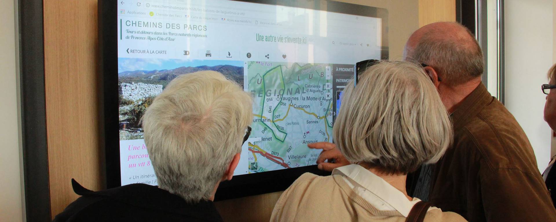 Office de tourisme Pays d'Apt Luberon vacances gare les ocres