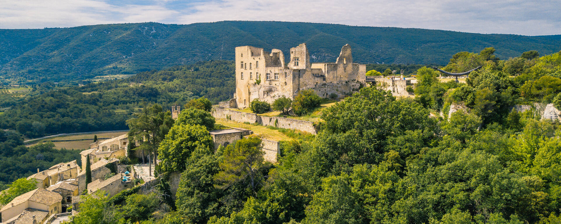 village | chateau | vue 