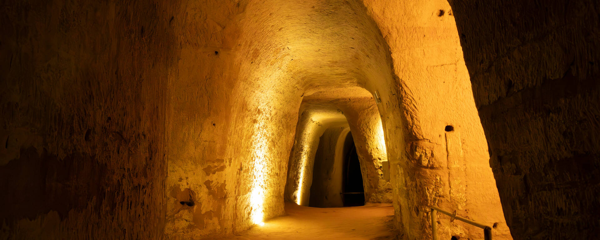 Mines de Bruoux Ocre