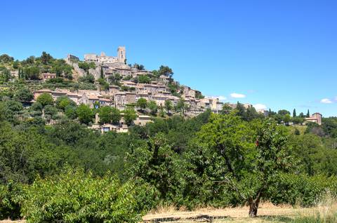 Crédit photo - Salvador Barbera Lacoste, village perché du Luberon