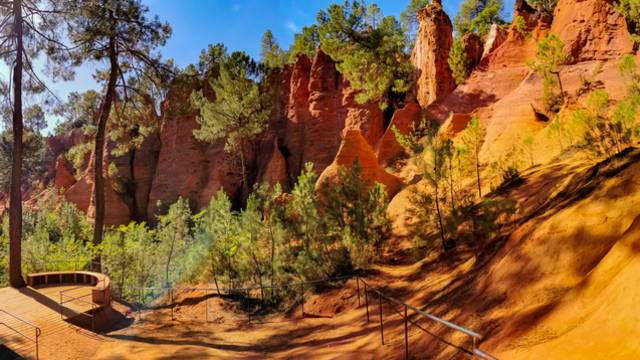 luberon canyon