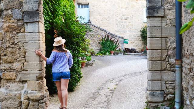Village perché du Luberon | Viens | Porche 