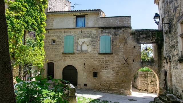 Village perché du Luberon | Viens | Porche 