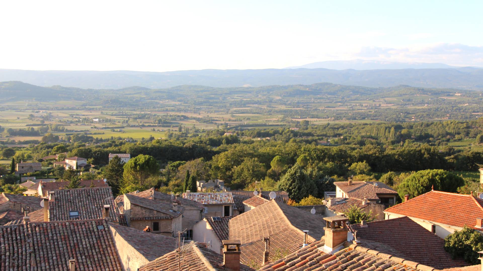Vue depuis les toits de Bonnieux