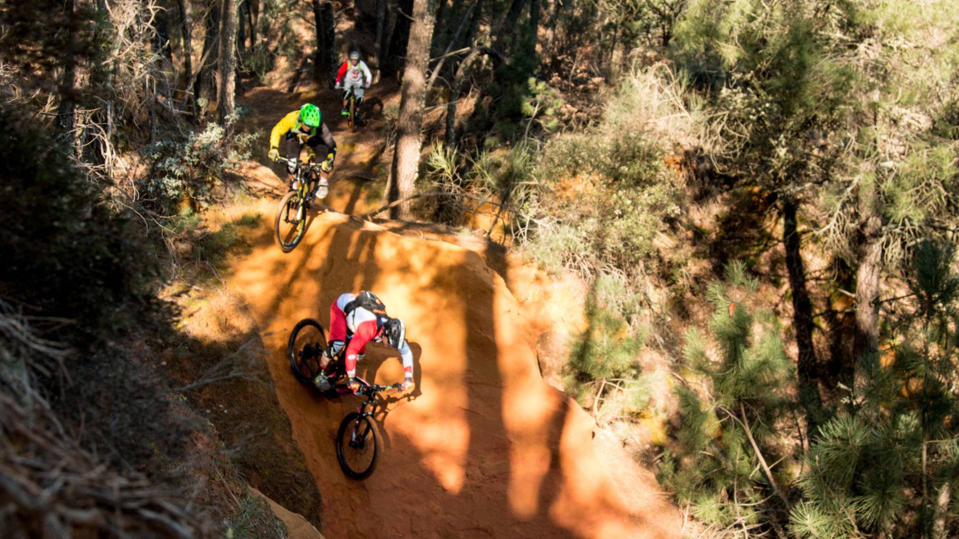 Itinéraire VTT dans les Ocres du Luberon 