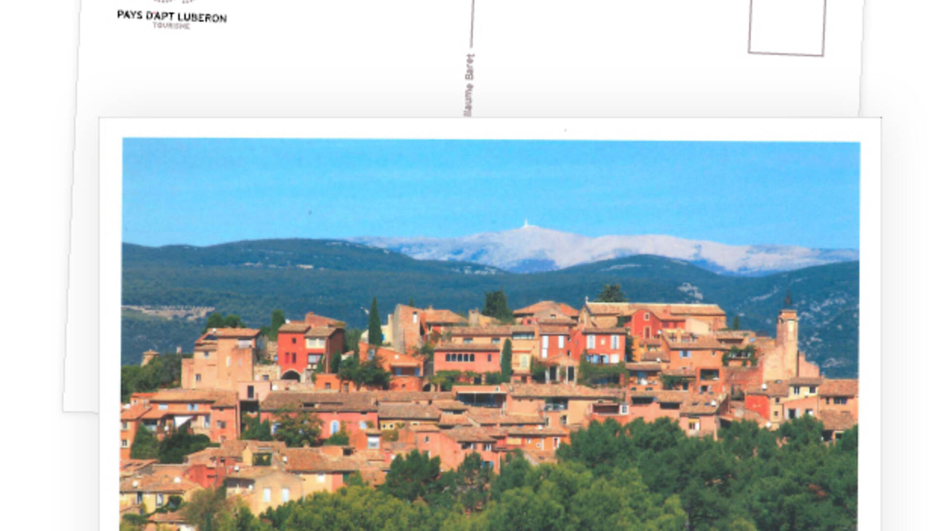 Carte postale du village de Roussillon dans le Luberon