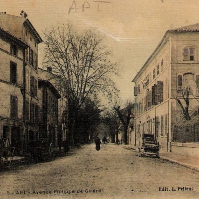 Avenue philippe de Girard Apt 