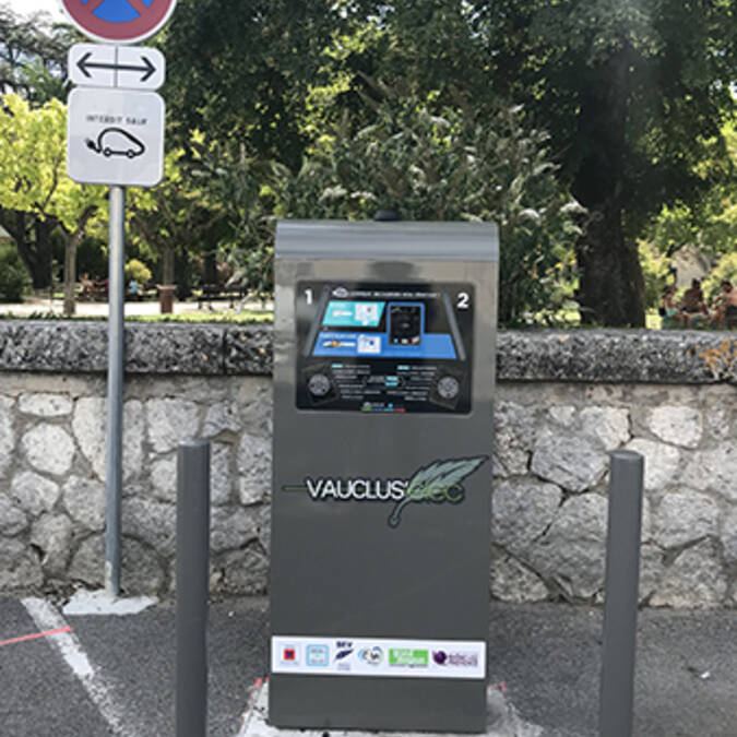 Borne de recharge Apt