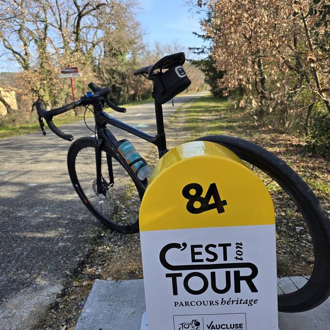 borne | vélo | route