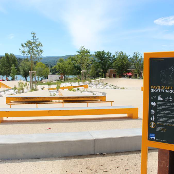 Plan d'eau de la Riaille | Base de loisirs | Skatepark