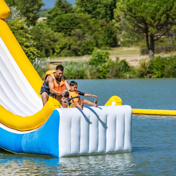 Jeux gonflables | Aquabase Apt