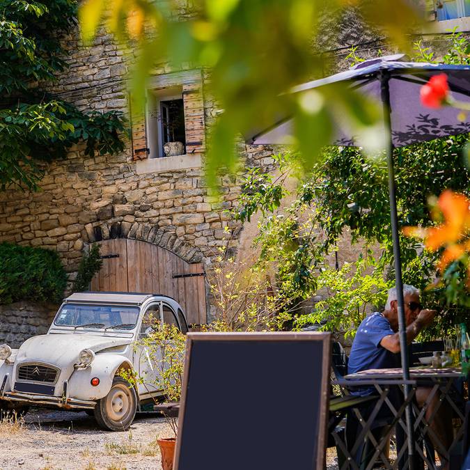 Saignon | Village perché | Voiture |  2CV | Deuche 