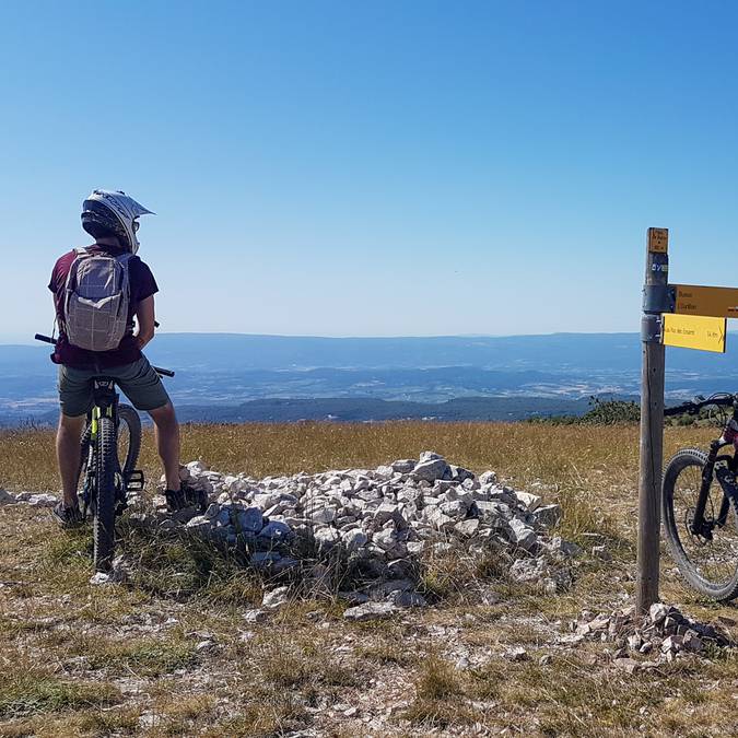 VTT | Crêtes du Luberon | Activités Sportives | Vue panoramique | Sommet du Luberon